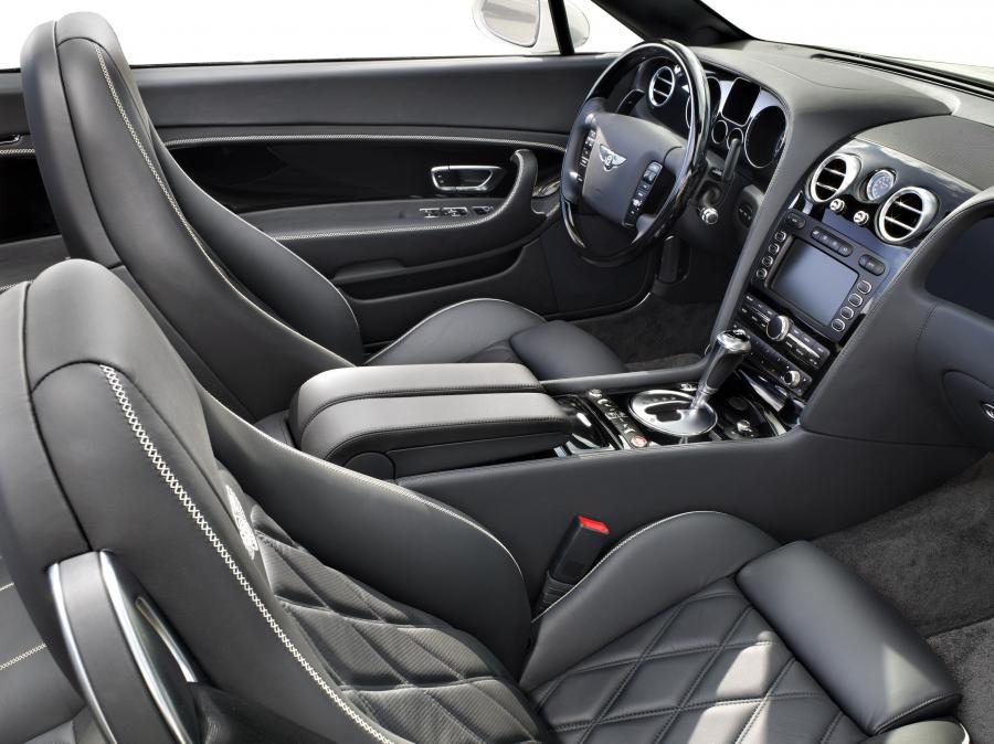 Интерьер Bentley Continental GTC 2006 года  (фото 3 из 34)